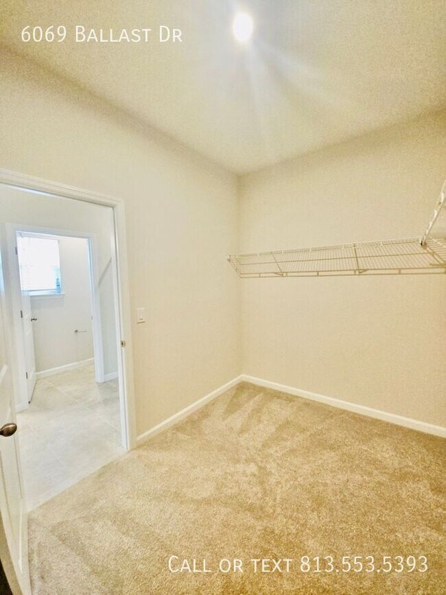 Building Photo - 6069 Ballast Dr