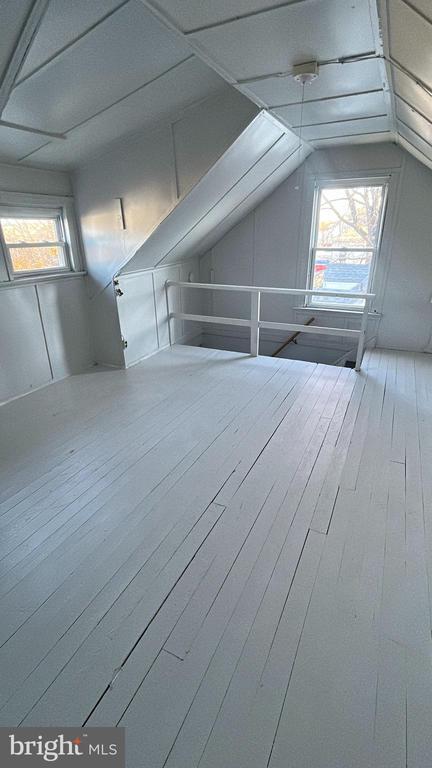 Building Photo - 339 Tioga St