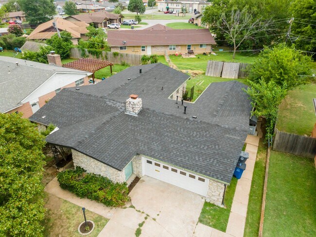 Building Photo - 8340 E 23rd St