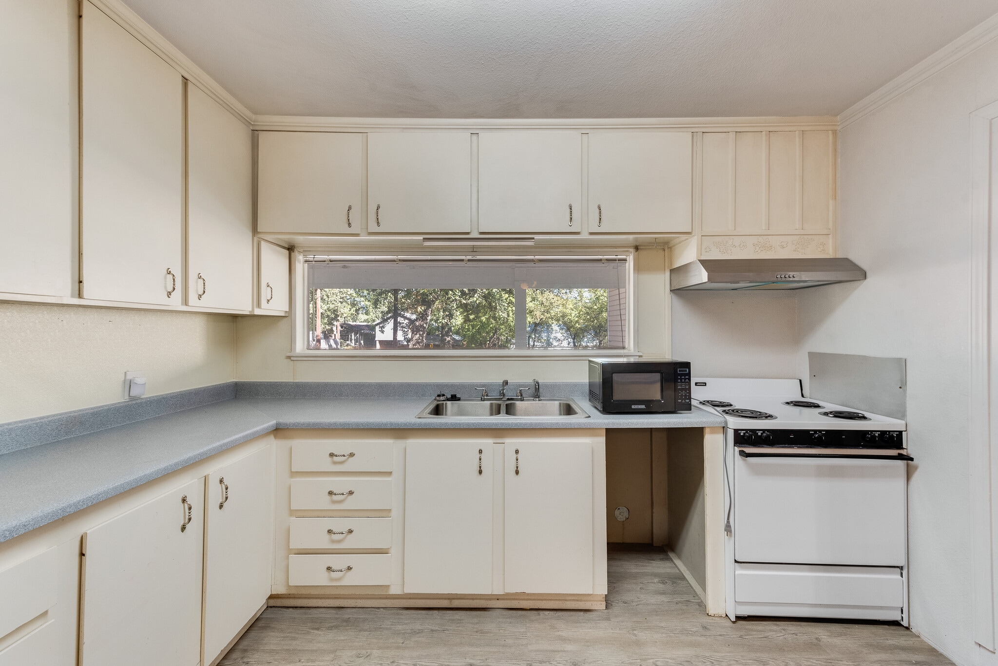 Building Photo - 123 Folly Beach Dr