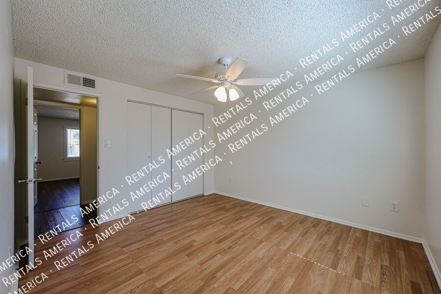 Building Photo - 14029 N 38th Pl