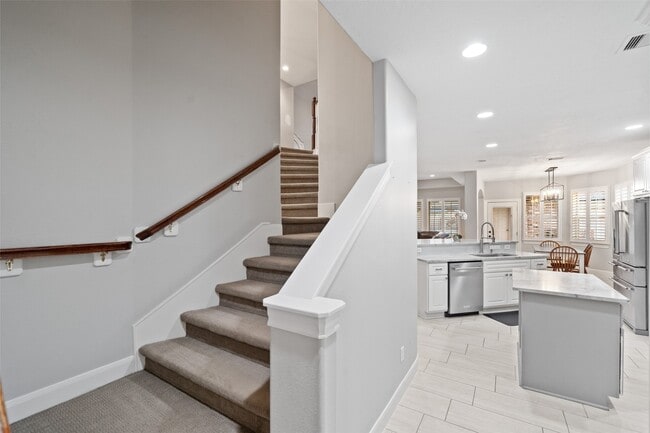 Building Photo - 15619 Stone Gables Ln