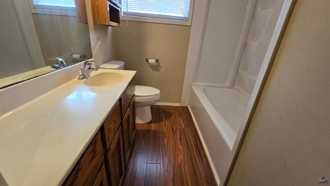 Building Photo - 114 Forrester Dr