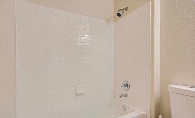 Building Photo - Beautiful Newly Remodeled Home in Roxborough Park