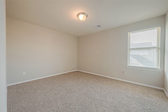 Building Photo - 223 Sintra Lk Wy