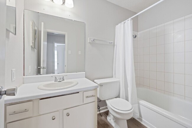 Building Photo - 203 Cougar Ridge