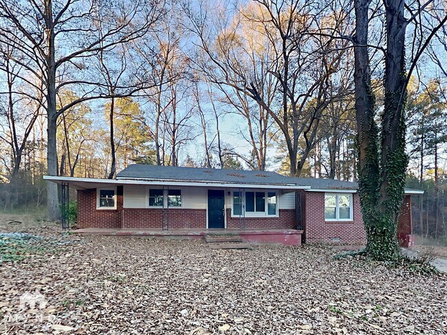 Primary Photo - 3836 Garrett Rd SW