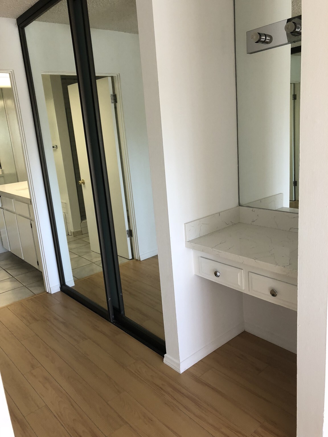 Building Photo - 1233 Amherst Ave