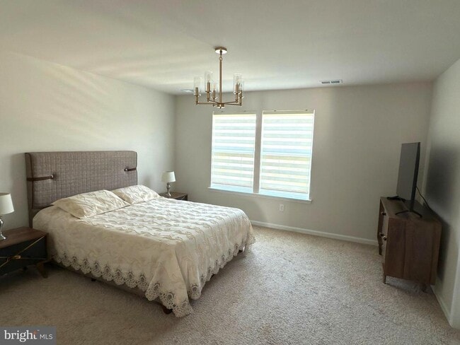 Building Photo - 1 Autumn Park Blvd