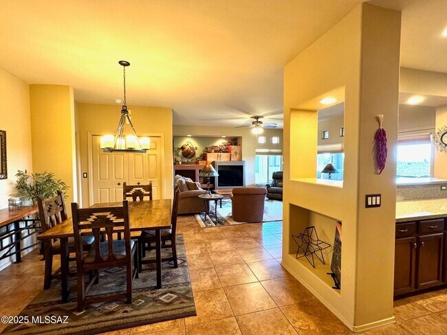 Building Photo - 655 W Vistoso Highlands Dr