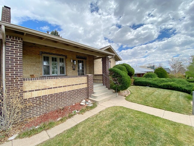 Building Photo - 3345 W 39th Ave