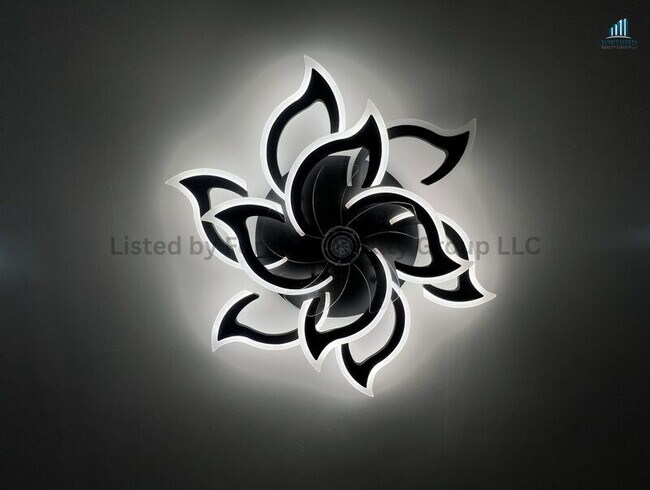 Building Photo - 380 Wilson Rd