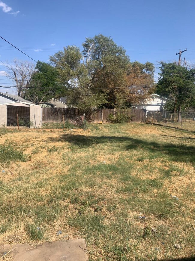 Building Photo - Located in Southlawn!!! 2 Bedrooms, 1 Bathroom with Carport Large Backyard with Shed