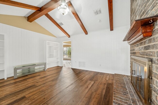 Building Photo - 9302 Claridge Dr