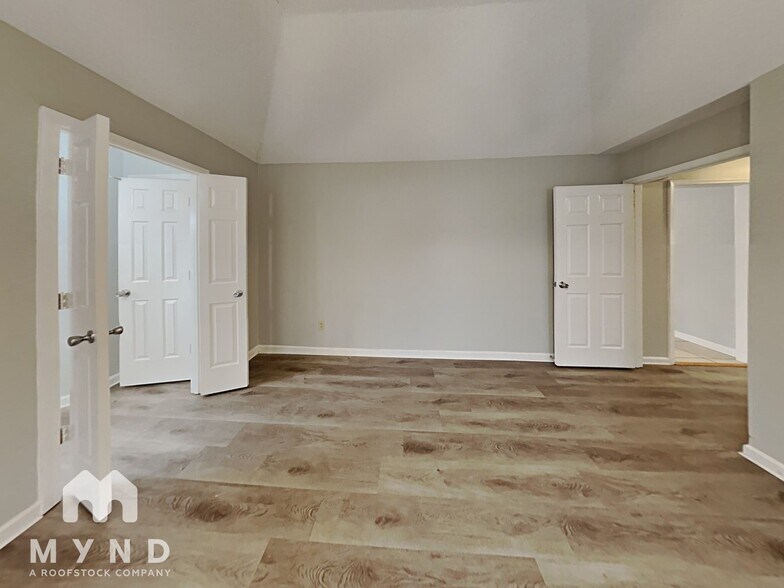 Building Photo - 7843 Freehold Dr