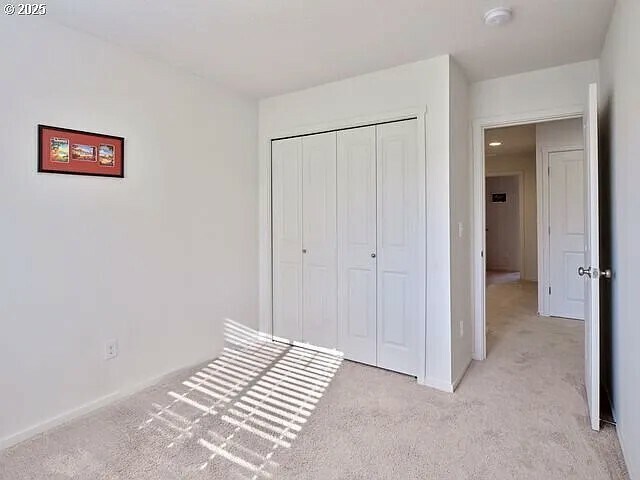 Building Photo - 2135 NE 4 Seasons Ln