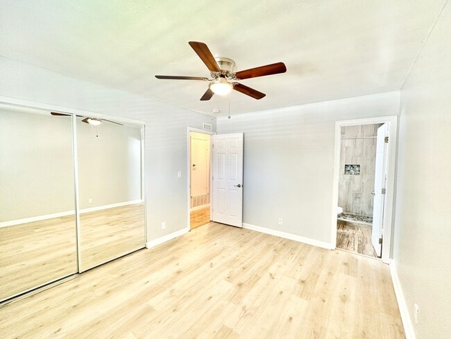 Building Photo - Beautiful, Single-Story, Updated, Private ...