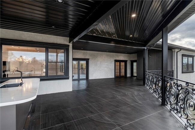 Building Photo - 11168 Stage Rd