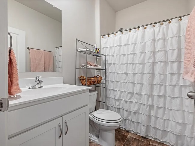 Building Photo - 15 Trevor Cv