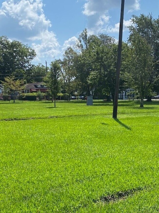 Building Photo - Cargo District home located within walking distance of Downtown Wilmington