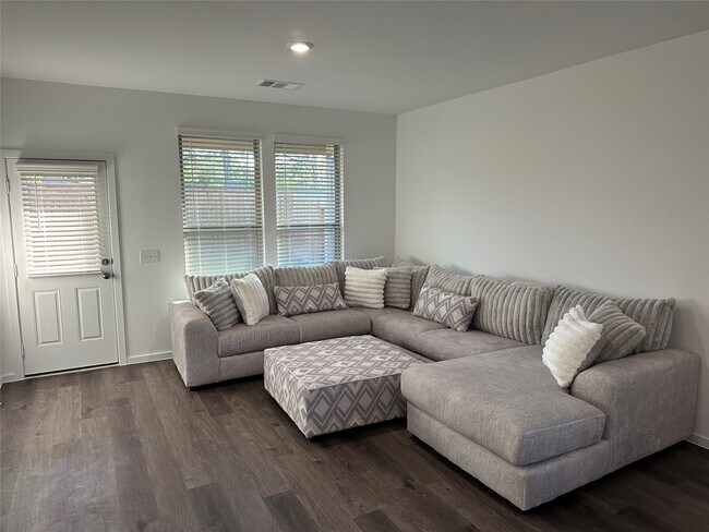 Building Photo - 16936 Juniper Blossom Bnd