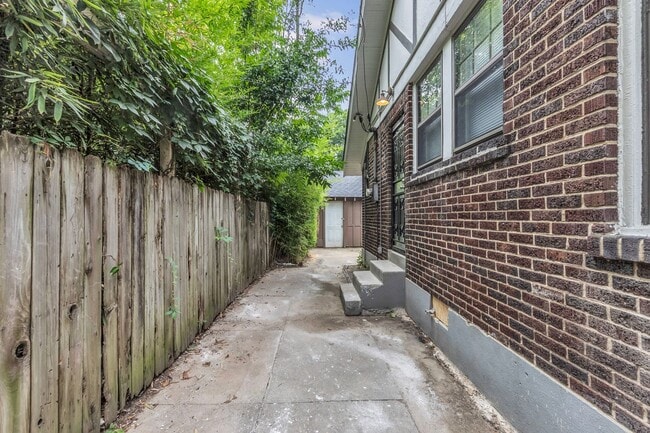 Building Photo - Fully Updated 3-Bed/1-Bath Memphis Home – Bright, Modern & Move-In Ready!