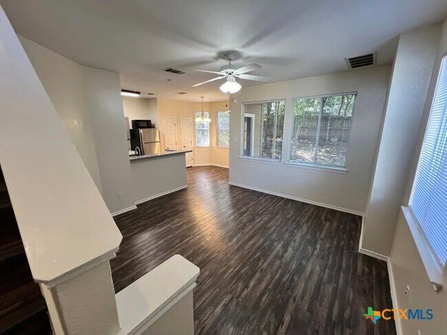 Building Photo - 939 Sagewood Trail