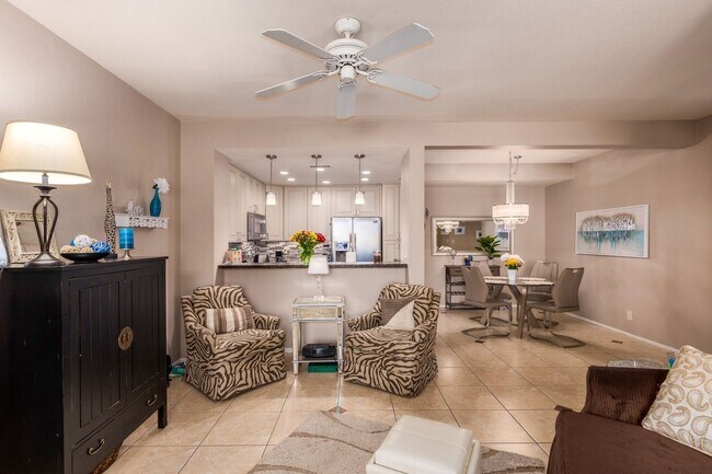 Building Photo - Two bedroom condo