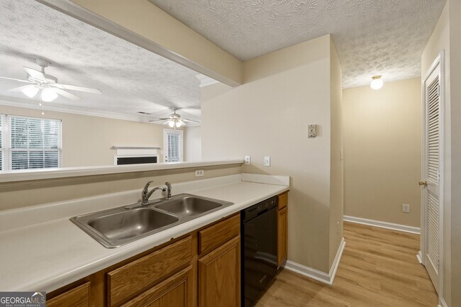 Building Photo - 1242 Vintage Pointe Dr