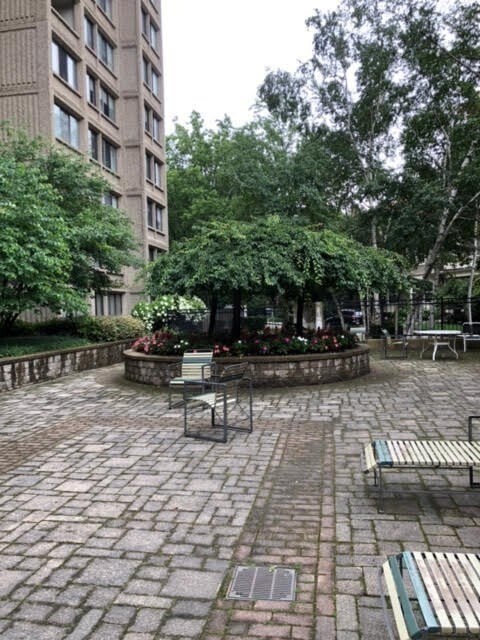 Building Photo - 1731 Beacon St