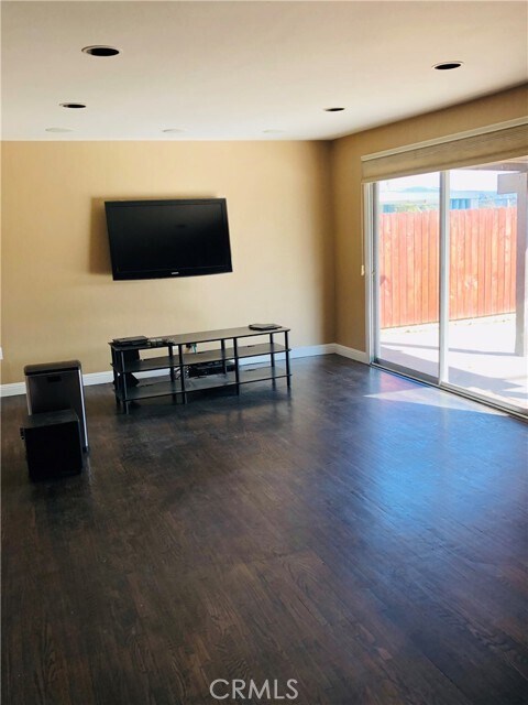 Building Photo - 830 Cedarwood Dr