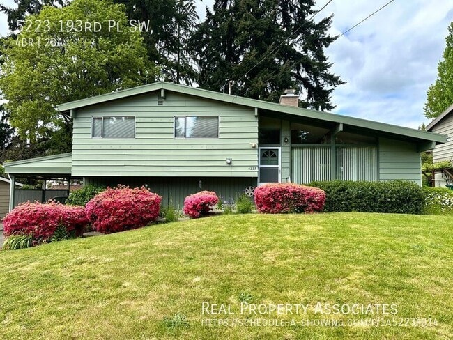 Primary Photo - 5223 193rd Pl SW