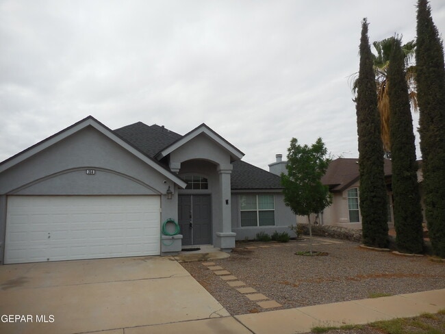 Building Photo - 356 Jardin Bello Ave