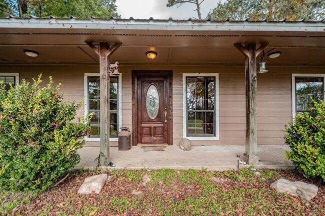Primary Photo - 521 Northwood Dr