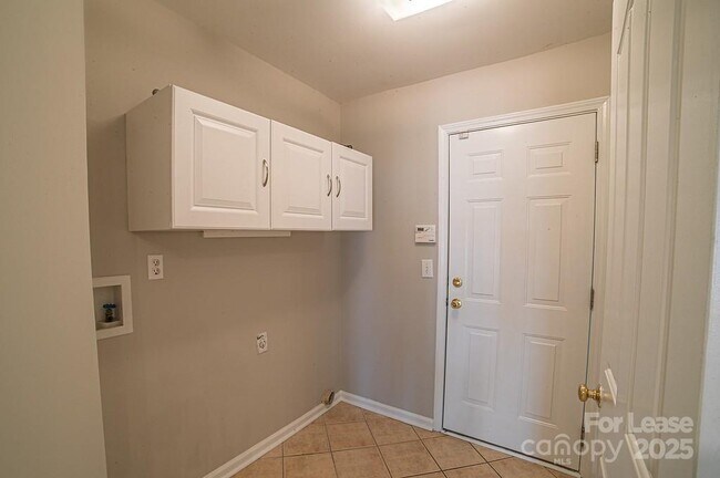 Building Photo - 3503 Brooktree Ln