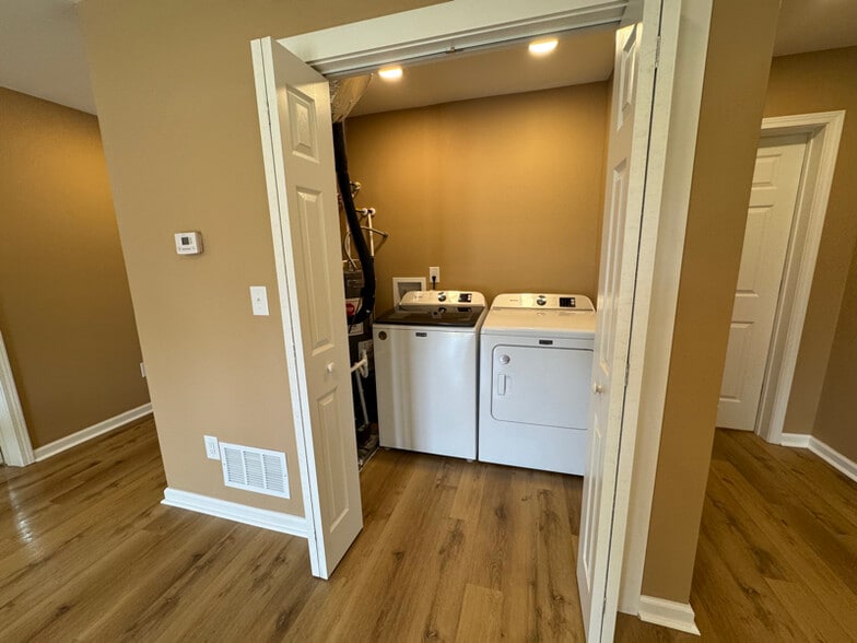 Building Photo - 5026 Young Rd