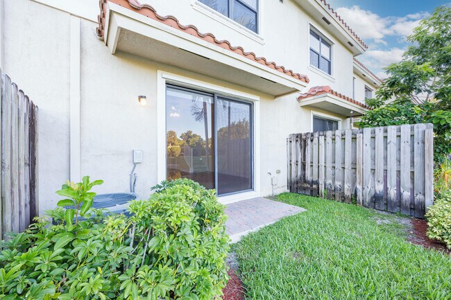 Building Photo - 5636 NW 58th Ln