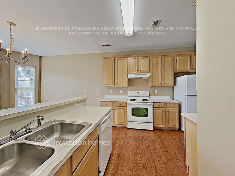Building Photo - 1821 Crabapple Tree Ln