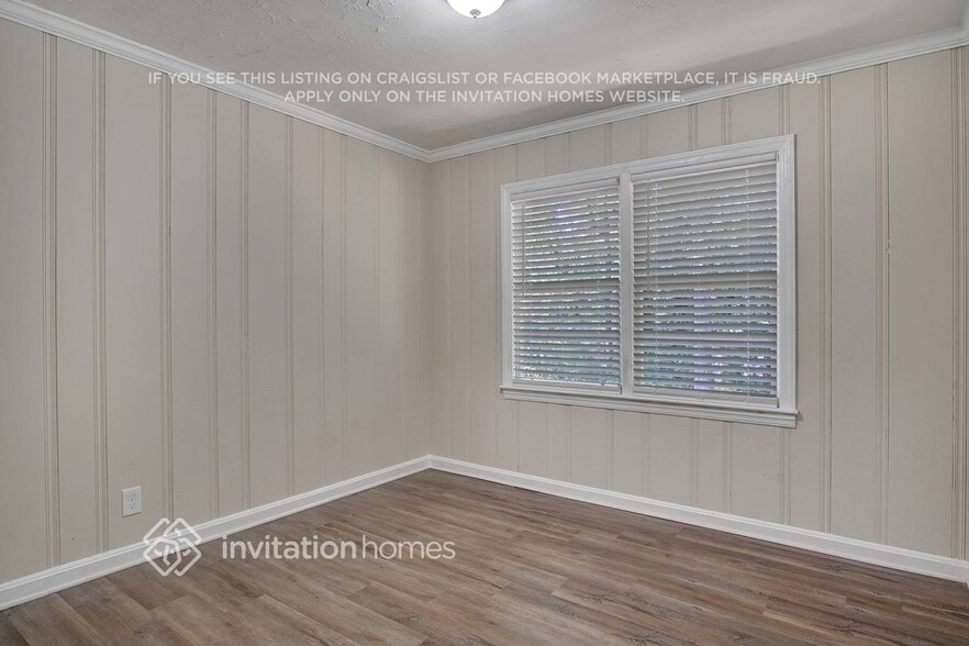 Building Photo - 1429 David Cir