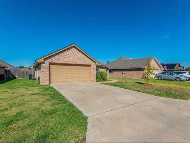 Building Photo - 108 Halifax Cir