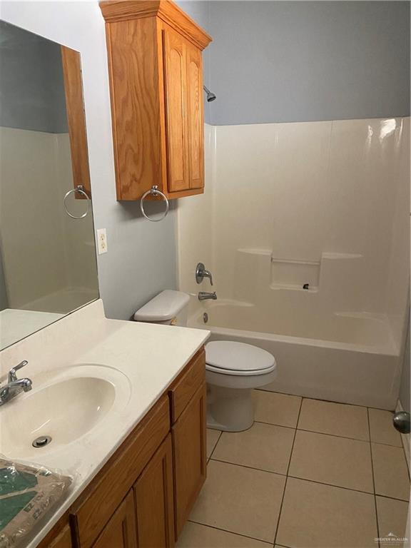 Building Photo - 19 Scottland Dr