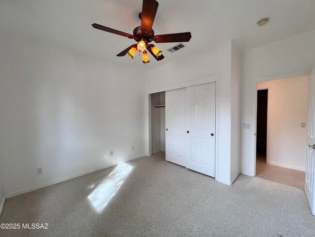 Building Photo - 7449 E Ridge Point Rd