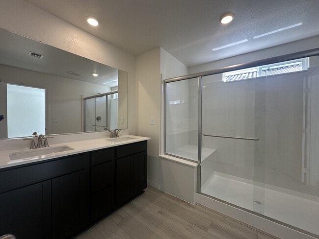 Building Photo - 9125 Rivington Ave