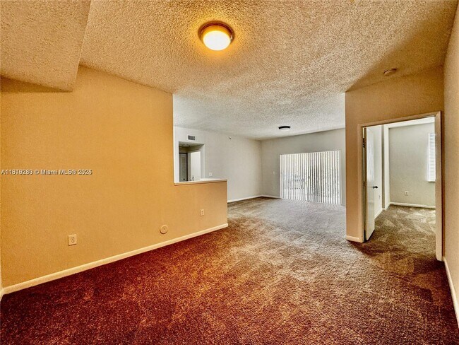 Building Photo - 6968 SW 39th St