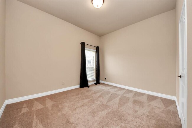 Building Photo - 3018 Sunrise Run Ln