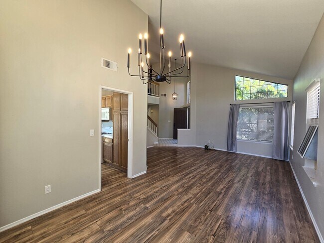 Building Photo - 39354 Longhorn Ct