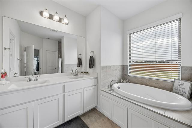 Building Photo - 4101 Vly Mls Dr