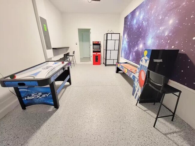 Building Photo - 1151 Kingsbarn St