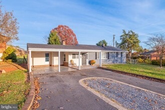Building Photo - 11419 Greenberry Rd
