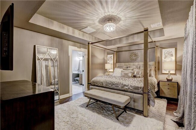 Building Photo - Luxury home in Oak Tree Park with a pool/tennis court/playground/walking trails - Edmond North Hi...